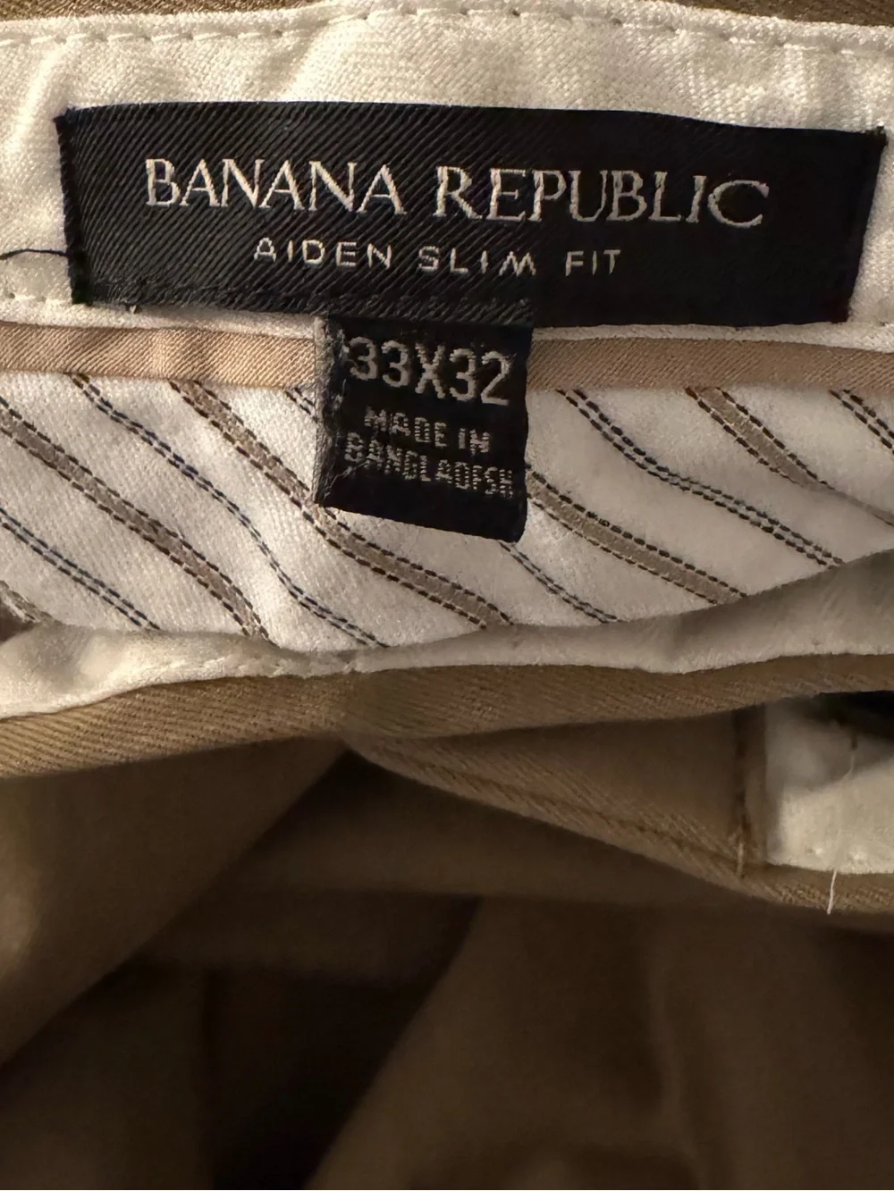 Banana Republic Men's Khaki Chinos - Tan